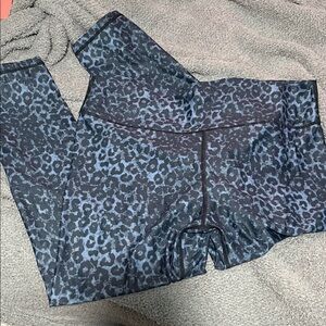 Zyia Ruched Butt Leopard Print Women's Leggings